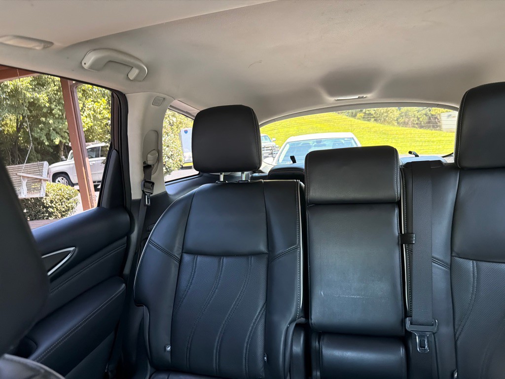 2017 INFINITI QX60 Image 33