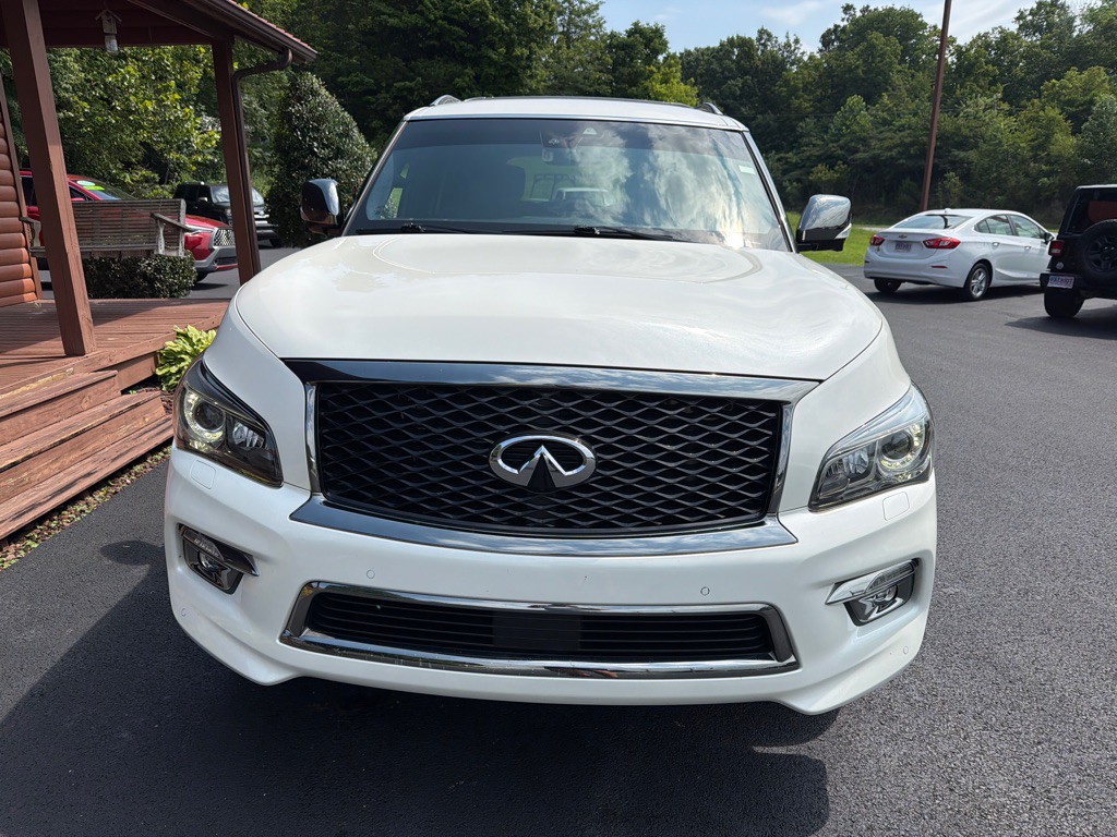 2017 INFINITI QX80 Image 3