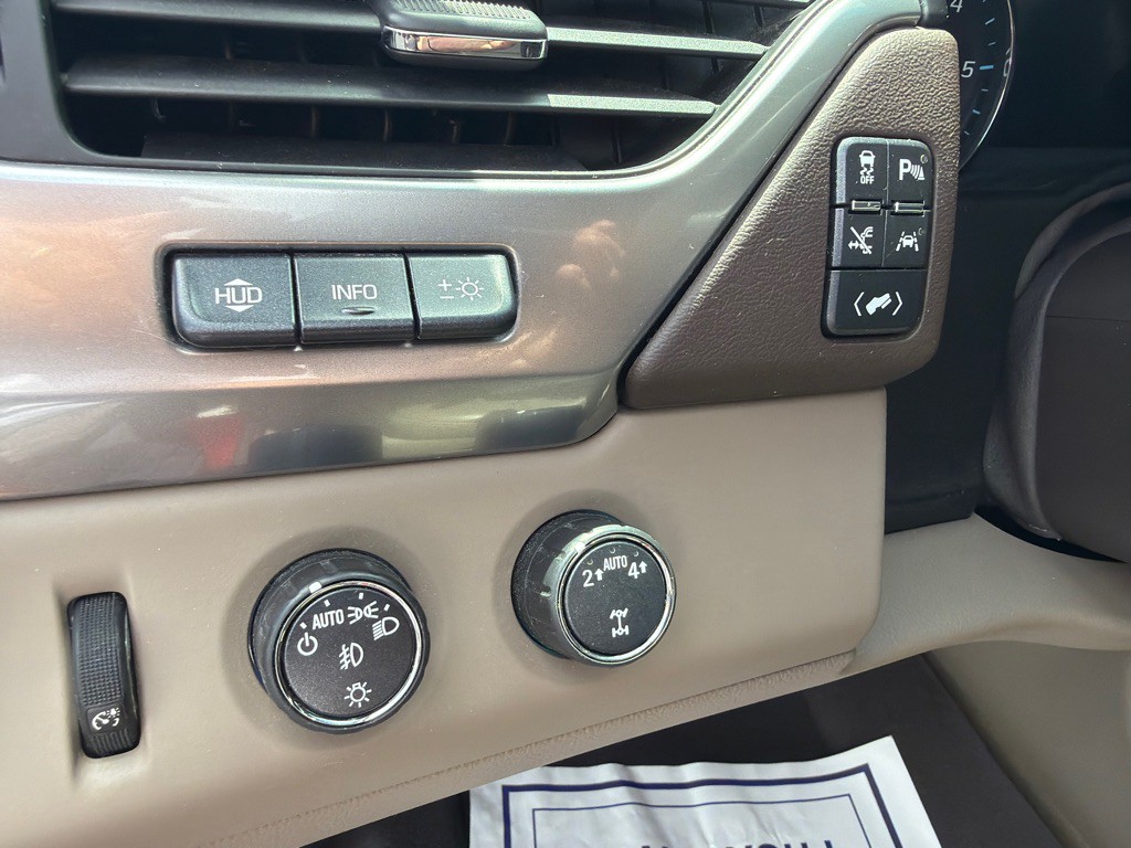2017 Chevrolet Tahoe Image 23