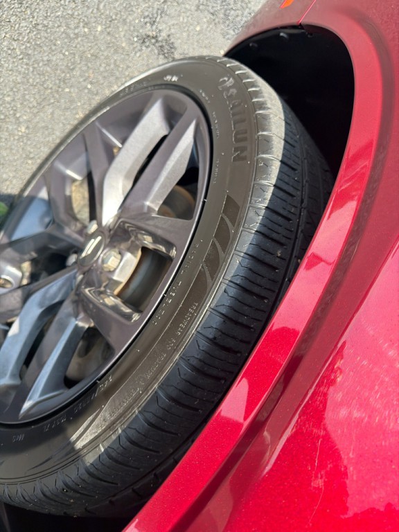 2020 Dodge Challenger Image 12