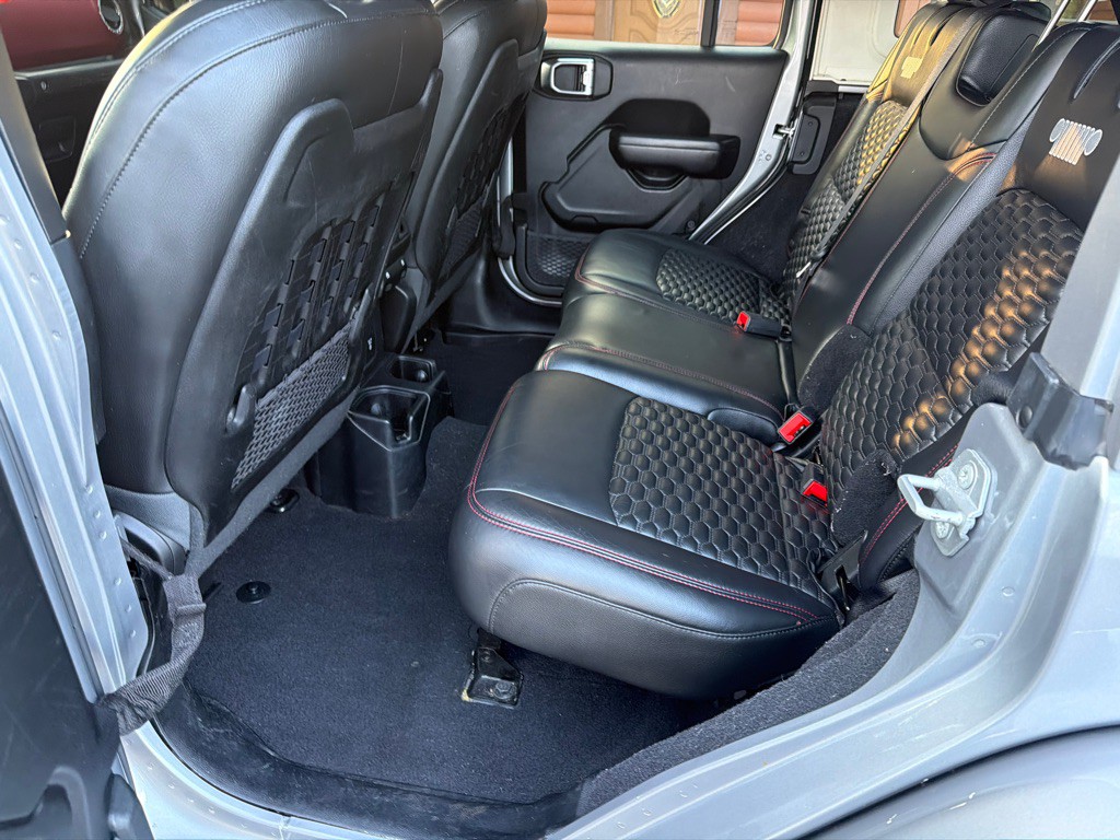 2021 Jeep Wrangler Unlimited Image 16