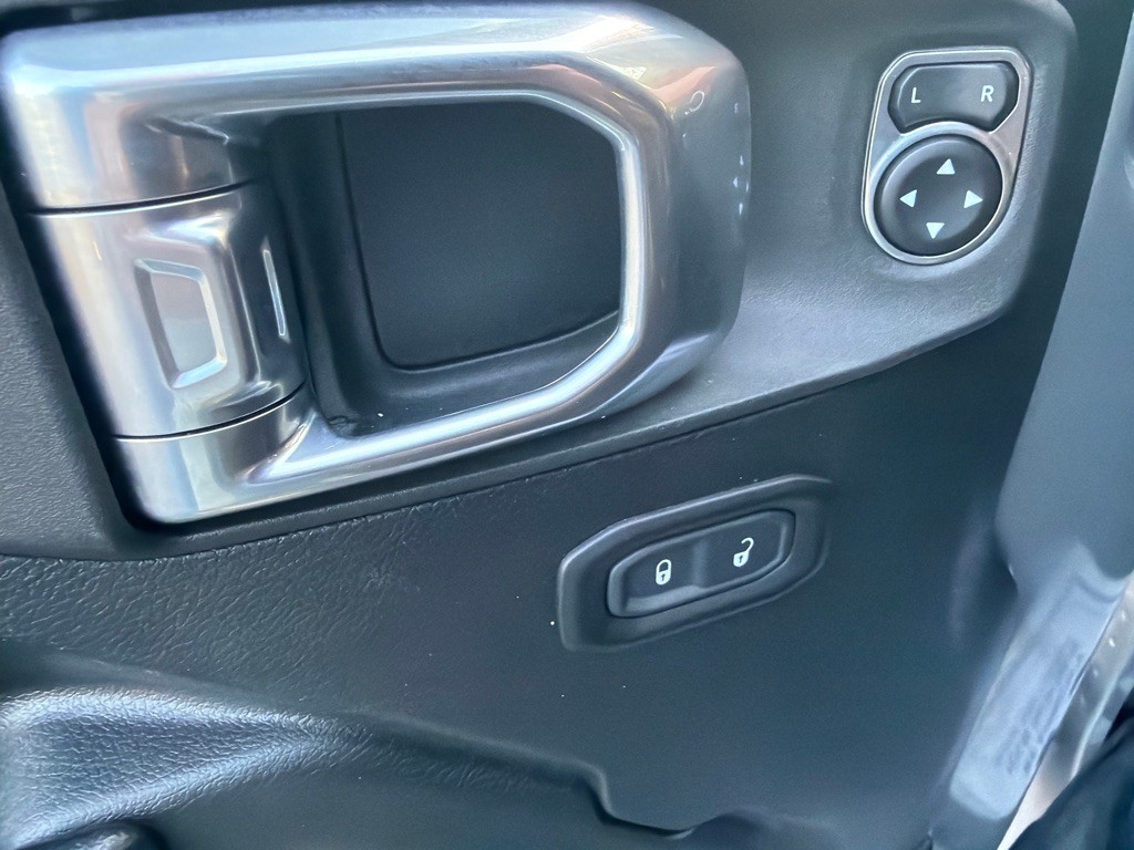 2021 Jeep Wrangler Unlimited Image 18