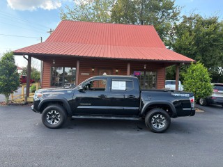 Image for 2022 Toyota Tacoma TRD OFF ROAD V6 ID: 7641019