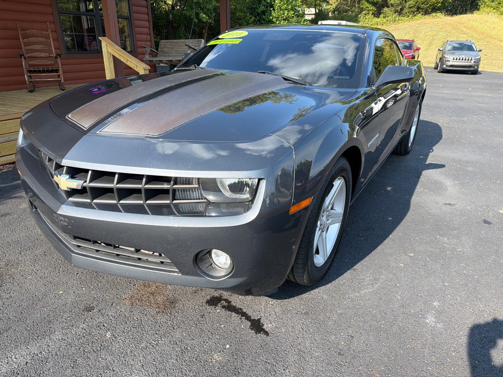 2010 Chevrolet Camaro Image 2