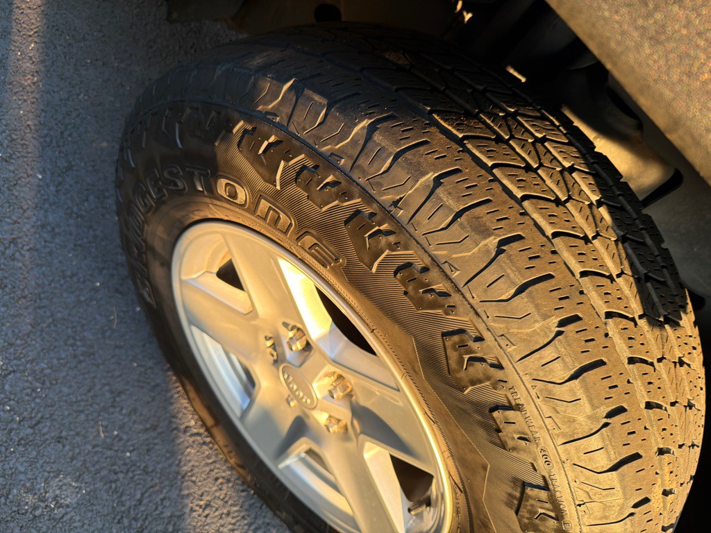 2010 Jeep Wrangler Image 5