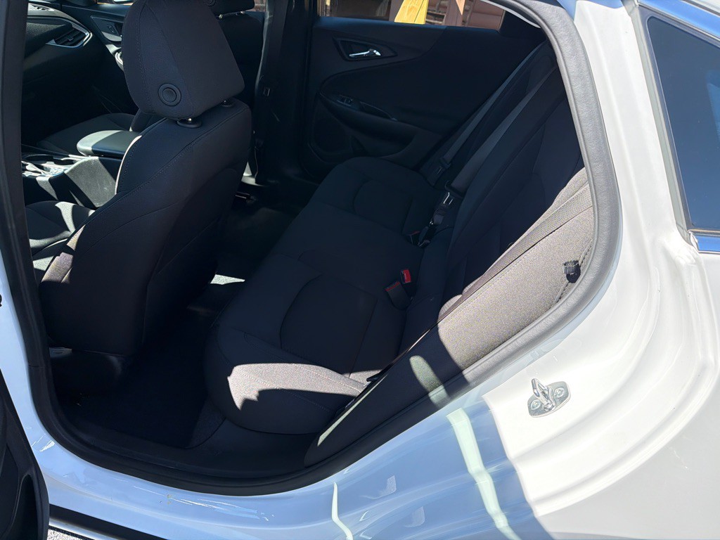 2025 Chevrolet Malibu Image 15