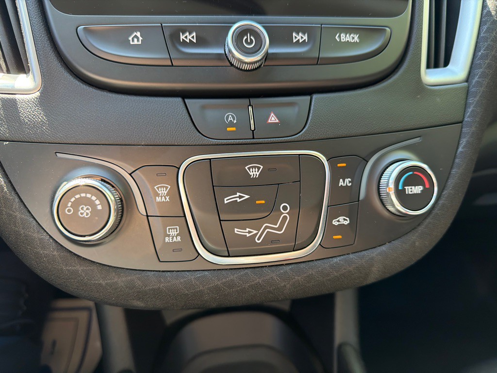 2025 Chevrolet Malibu Image 24