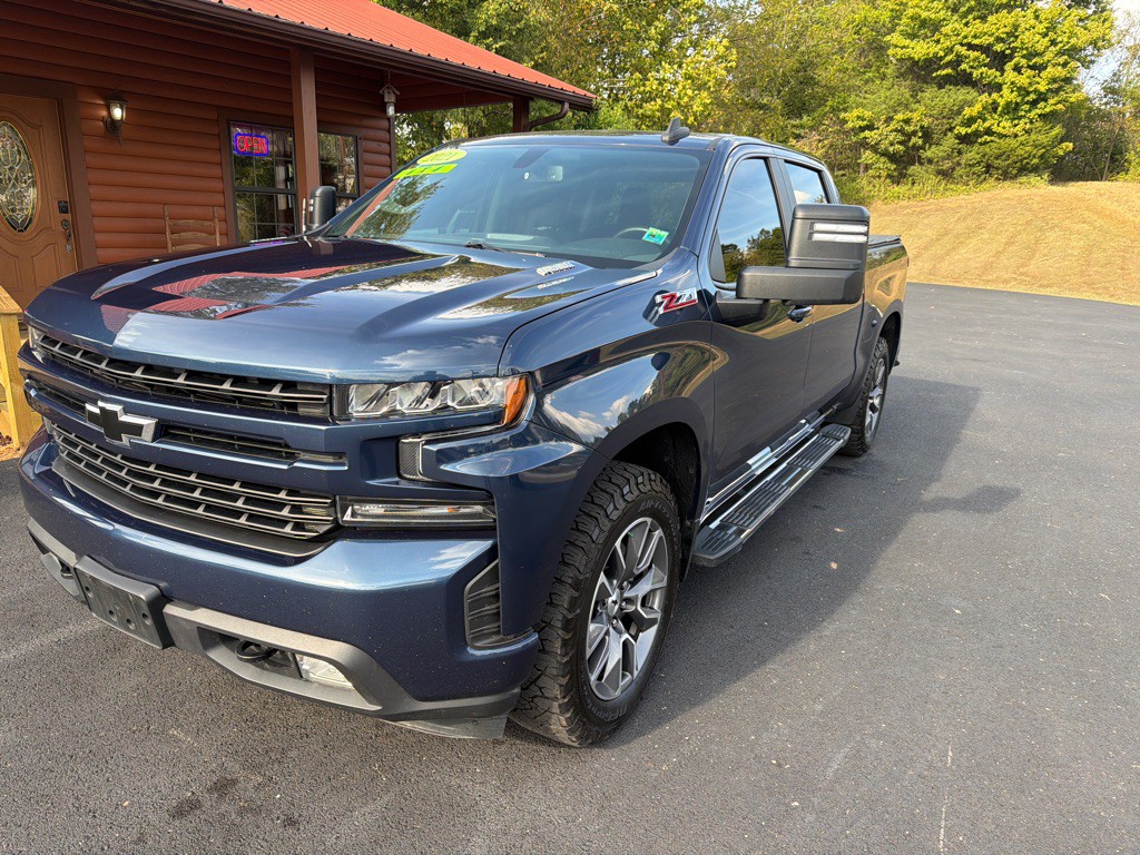 2021 Chevrolet Silverado 1500 Image 2