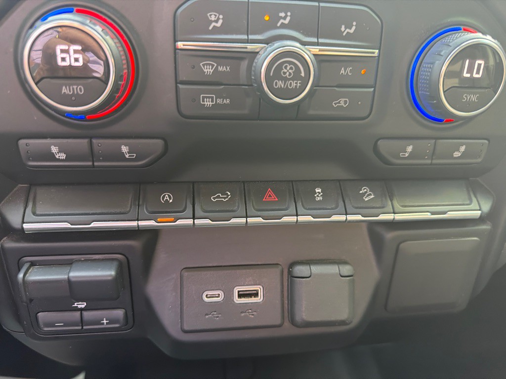 2021 Chevrolet Silverado 1500 Image 24