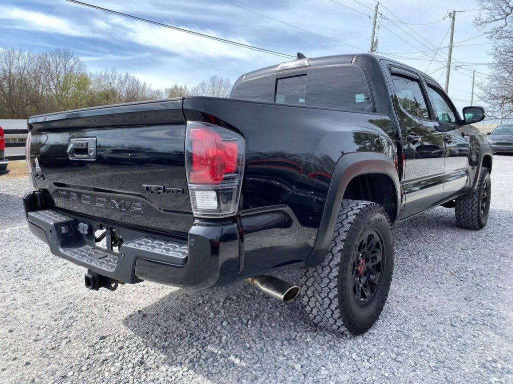 2018 Toyota Tacoma Image 6