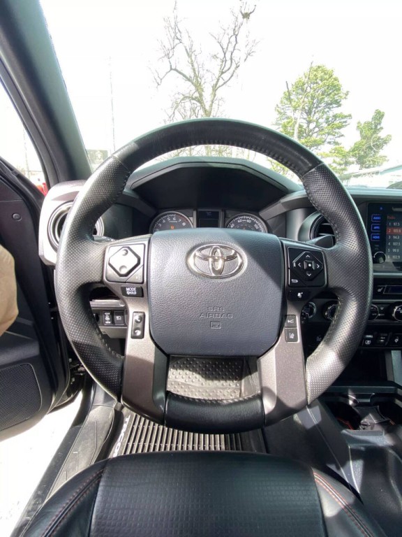 2018 Toyota Tacoma Image 22