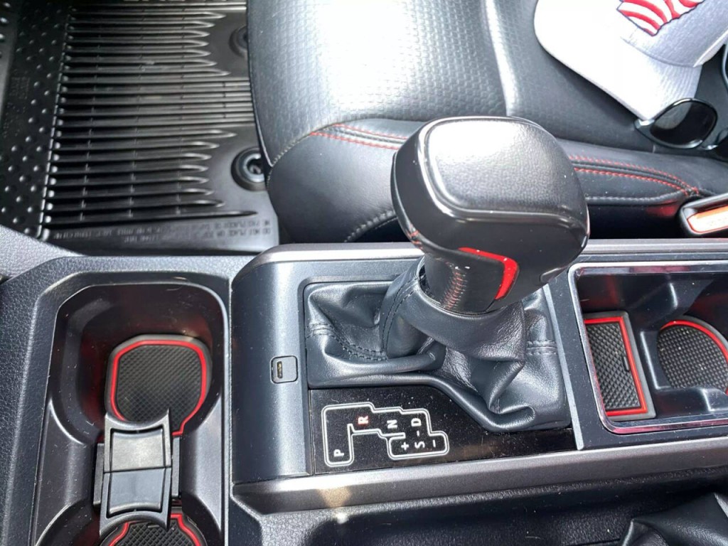 2018 Toyota Tacoma Image 27