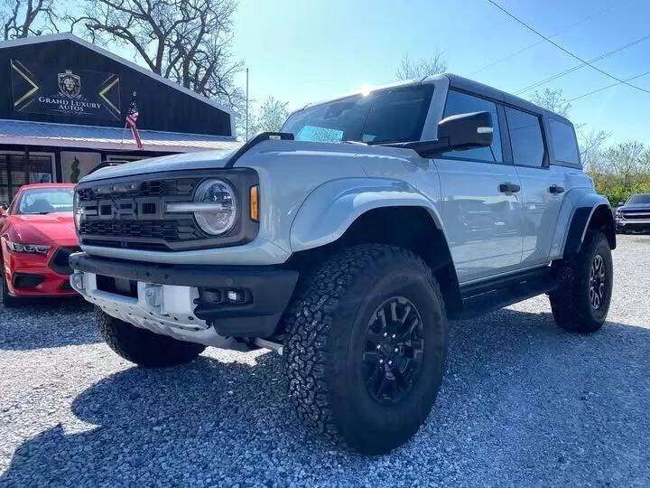 2024 Ford Bronco Image 2