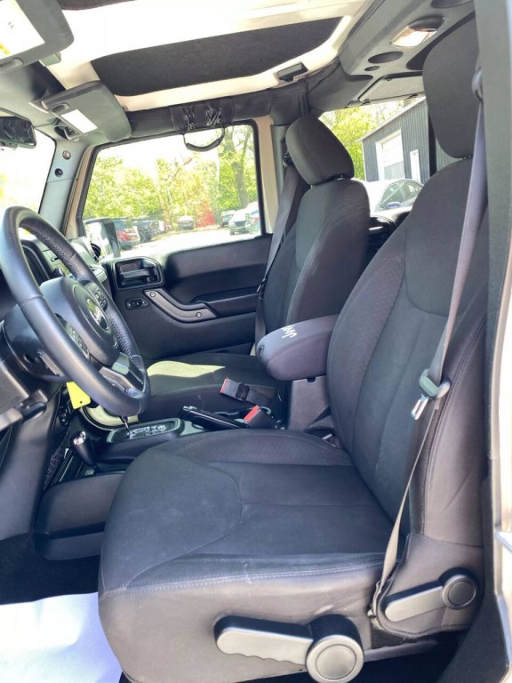 2017 Jeep Wrangler Unlimited Image 11