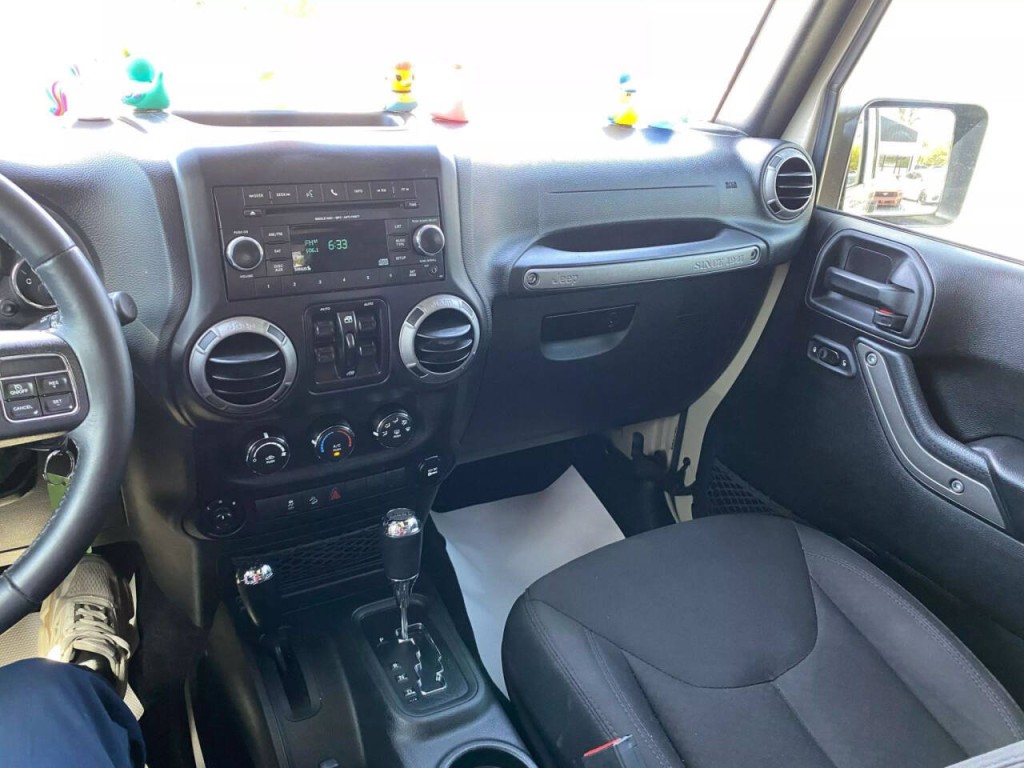 2017 Jeep Wrangler Unlimited Image 19