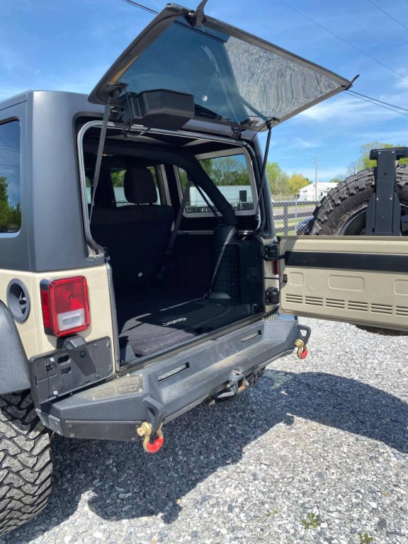 2017 Jeep Wrangler Unlimited Image 21