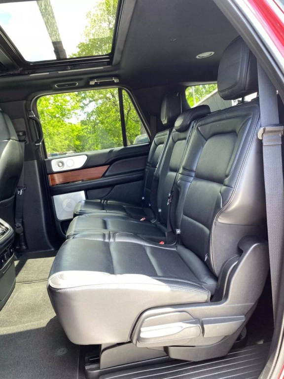 2019 Lincoln Navigator Image 11