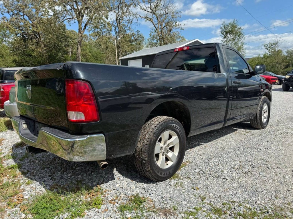 2017 RAM 1500 Image 6
