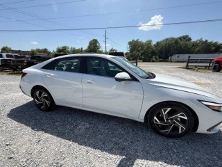 Image for 2024 Hyundai Elantra Limited ID: 6880796