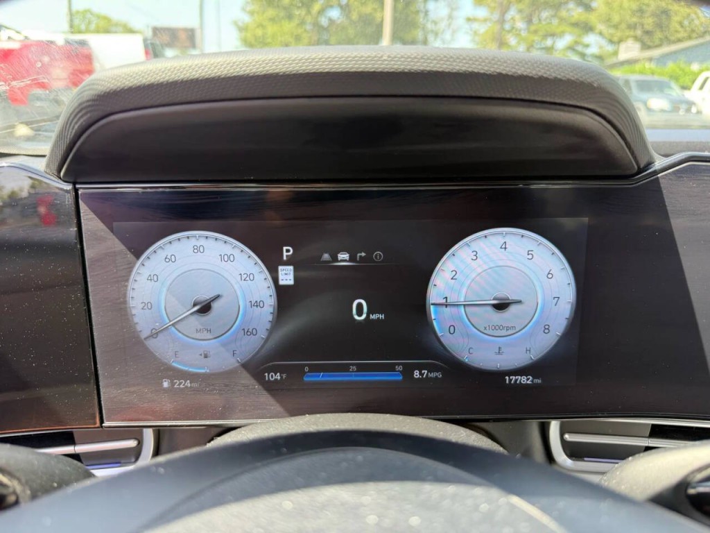 2024 Hyundai Elantra Image 12