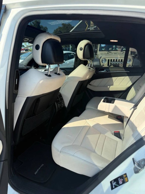 2019 Mercedes-Benz GLE-Class Image 17