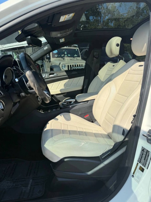 2019 Mercedes-Benz GLE-Class Image 18