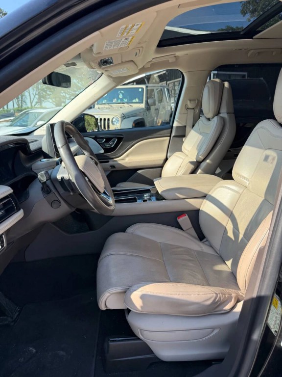 2020 Lincoln Aviator Image 15