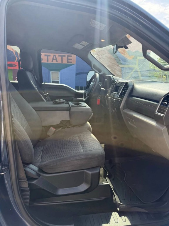 2017 Ford F-250 Image 6