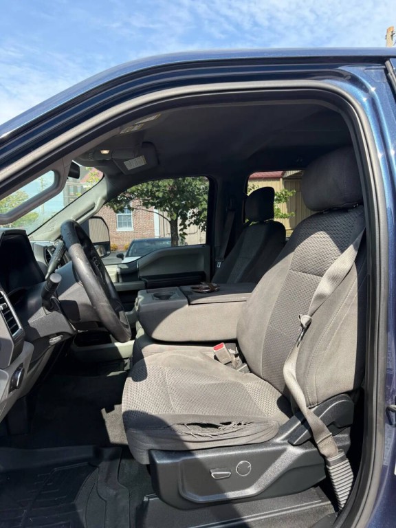 2017 Ford F-250 Image 9