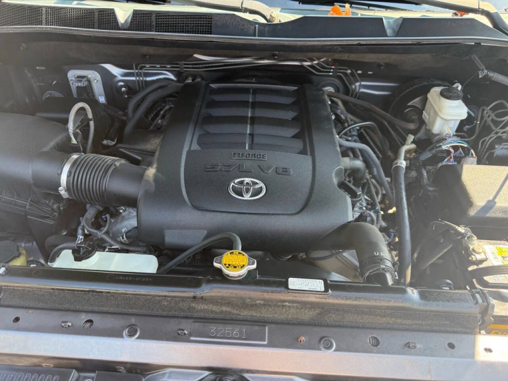 2014 Toyota Tundra Image 16