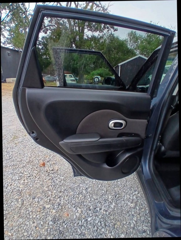 2015 Kia Soul Image 6