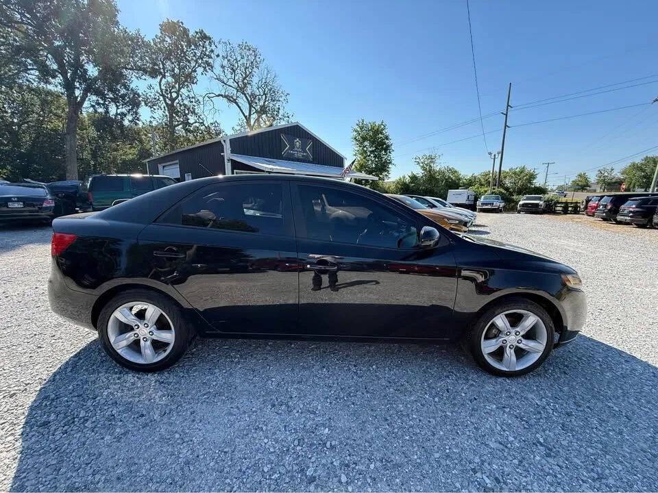 2010 Kia Forte Image 1