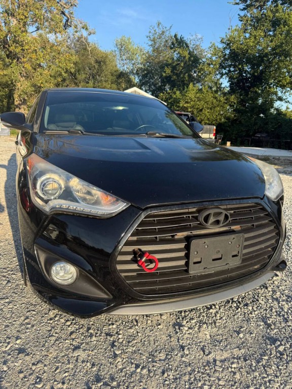 2013 Hyundai Veloster Image 3