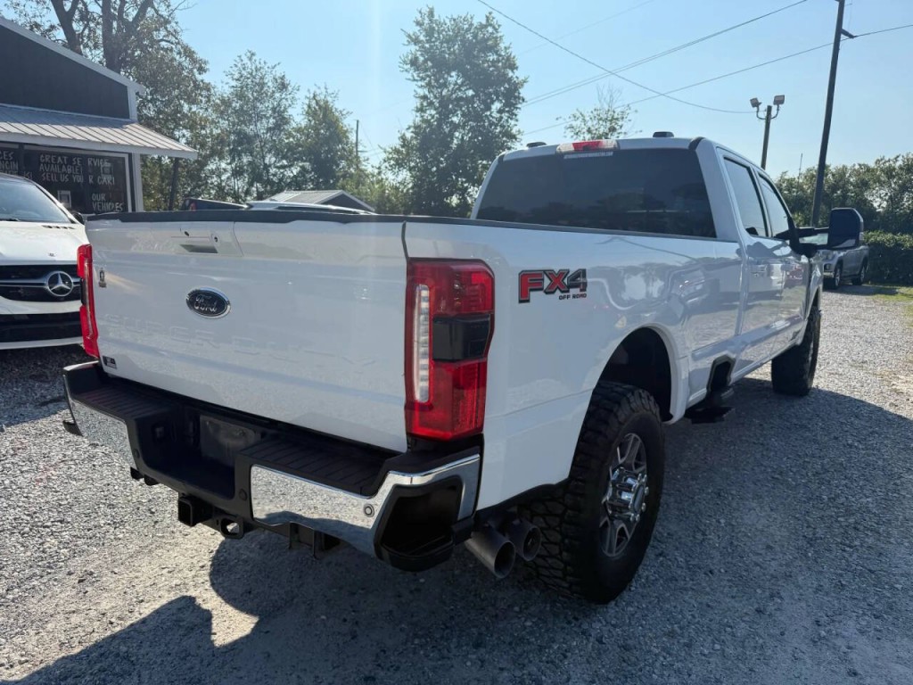 2023 Ford F-350 Image 12