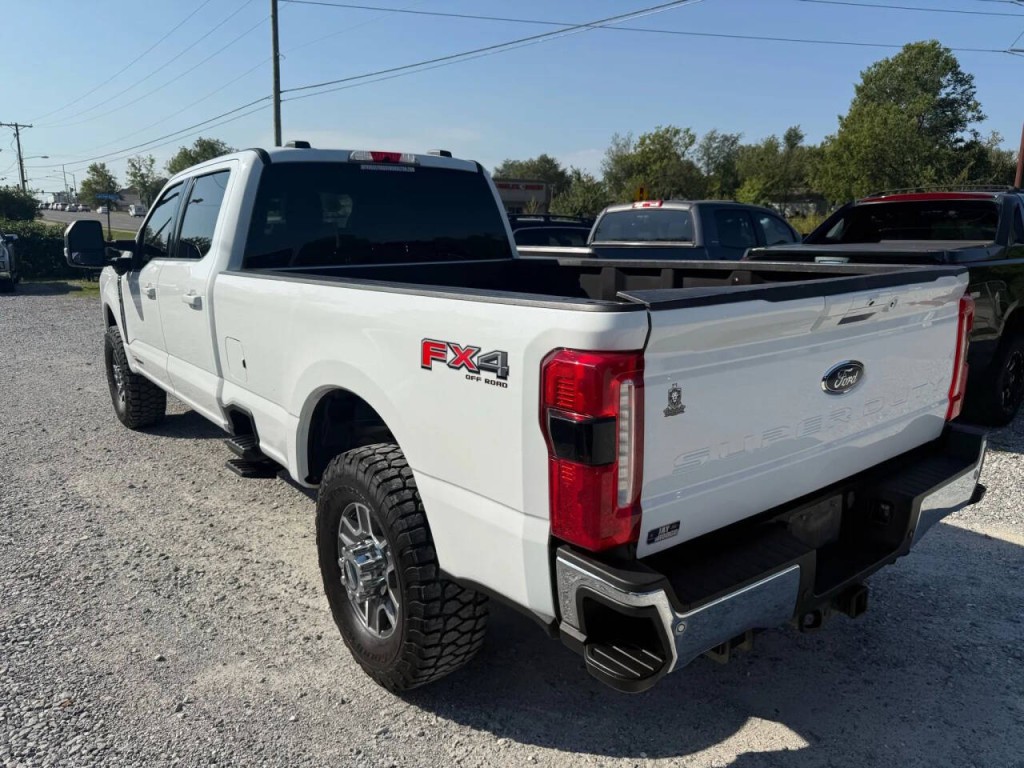 2023 Ford F-350 Image 13