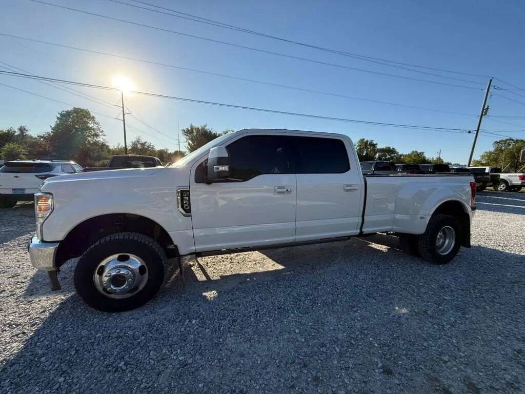 2021 Ford F-350 Image 2