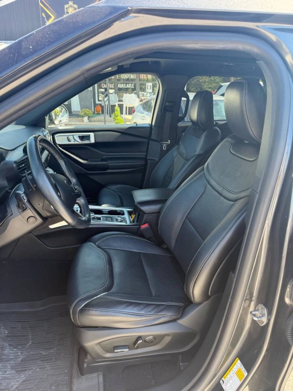 2020 Ford Explorer Image 11