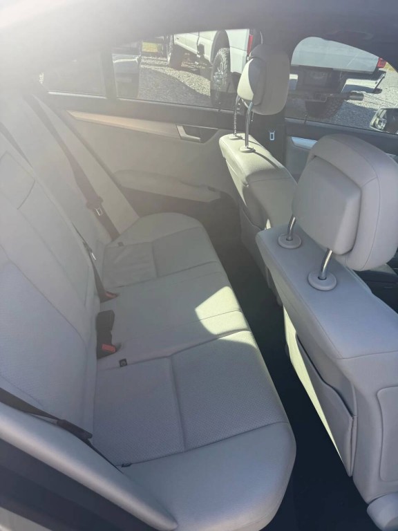 2014 Mercedes-Benz C-Class Image 14