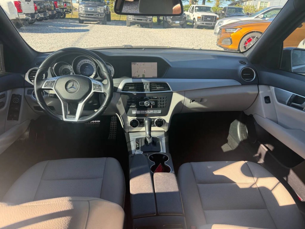 2014 Mercedes-Benz C-Class Image 15