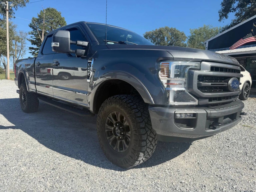 2022 Ford F-250 Image 2