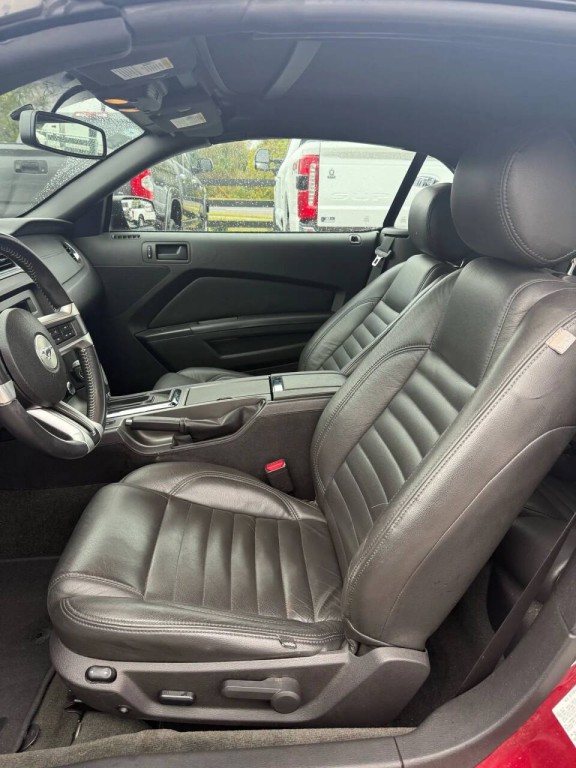 2014 Ford Mustang Image 12