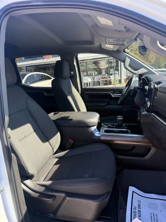 2023 Chevrolet Silverado 1500 Image 8