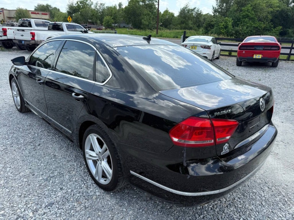 2012 Volkswagen Passat Image 4