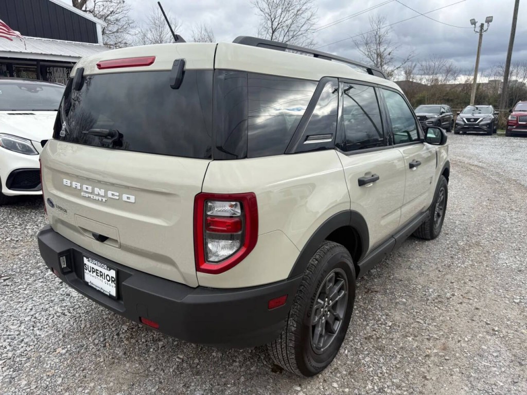 2024 Ford Bronco Image 6