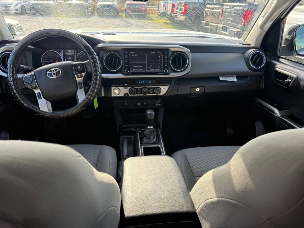 2022 Toyota Tacoma Image 10
