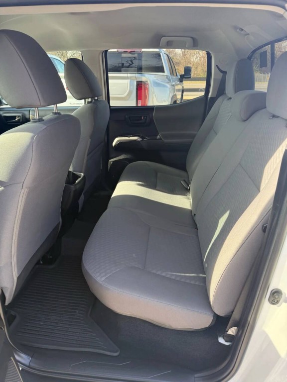 2022 Toyota Tacoma Image 11