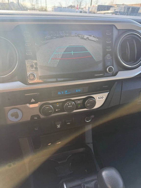 2022 Toyota Tacoma Image 13