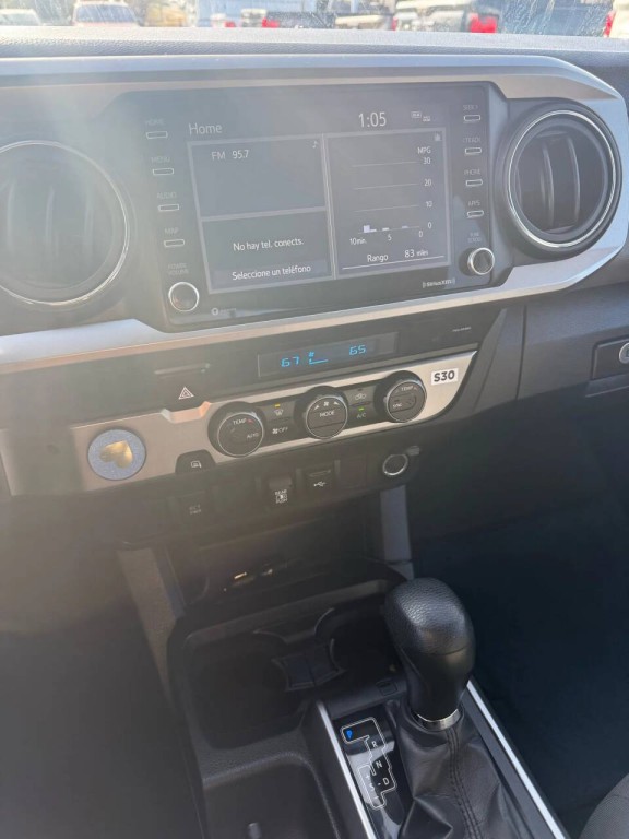 2022 Toyota Tacoma Image 14