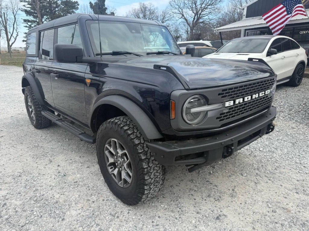 2021 Ford Bronco Image 8