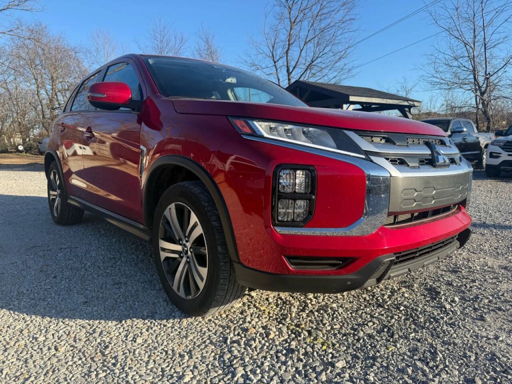 2024 Mitsubishi Outlander Image 4